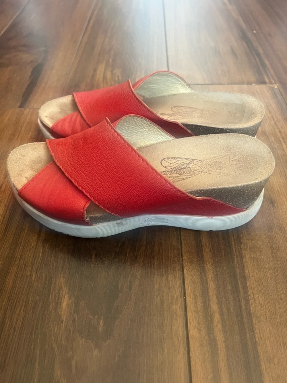 Fly London Red Leather Slide Sandals – Size 37 – Comfort Style - Picture 2 of 7